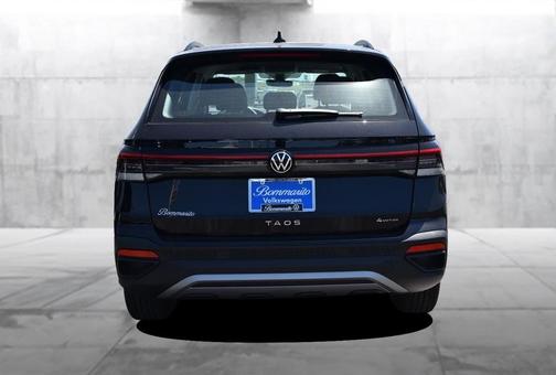 Deep Black Pearl 2026 Volkswagen Taos 1.5T S
