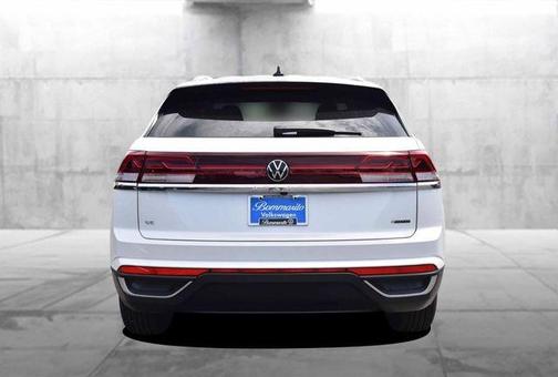 Opal White Pearl 2026 Volkswagen Atlas Cross Sport 2.0T SE
