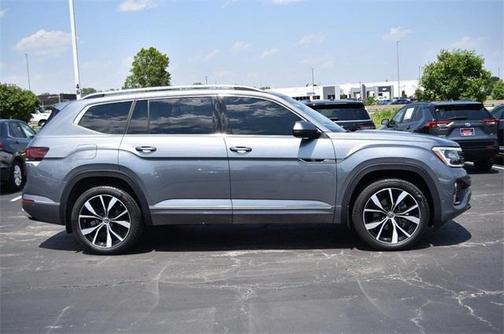 2024 Volkswagen Atlas 2.0T SEL Premium R-Line