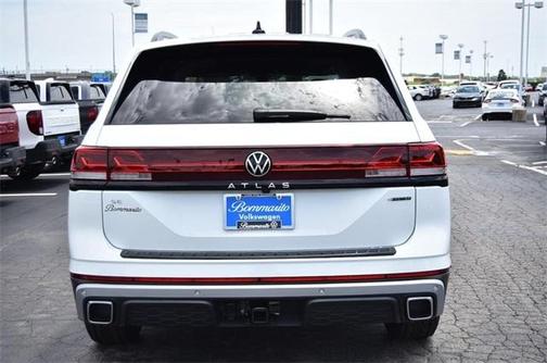 2025 Volkswagen Atlas 2.0T Peak Edition