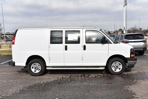 2024 GMC Savana 2500 Work Van