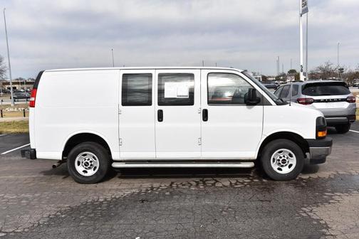 2024 GMC Savana 2500 Work Van