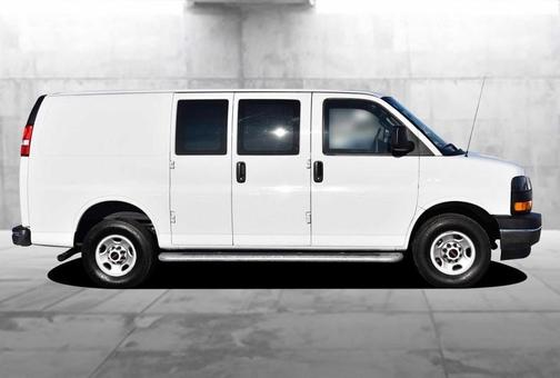 2024 GMC Savana 2500 Work Van