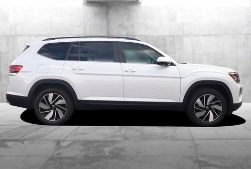 Opal White Pearl 2026 Volkswagen Atlas 2.0T SE w/Technology