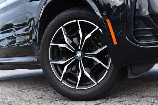 Black Sapphire Metallic 2023 BMW X3 xDrive30i