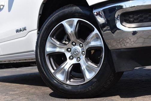 Bright White Clearcoat 2024 RAM 1500 Laramie