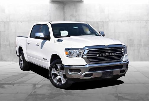 Bright White Clearcoat 2024 RAM 1500 Laramie