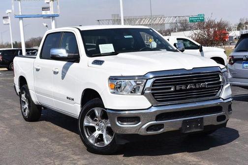 Bright White Clearcoat 2024 RAM 1500 Laramie