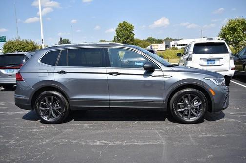 2024 Volkswagen Tiguan 2.0T SE