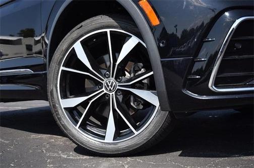 2022 Volkswagen Tiguan 2.0T SEL R-Line