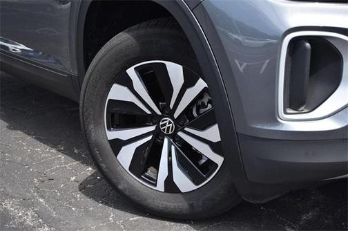 2024 Volkswagen Atlas 2.0T SE