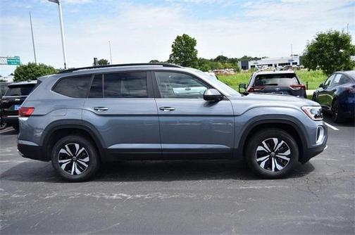 2024 Volkswagen Atlas 2.0T SE