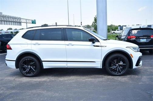 2024 Volkswagen Tiguan 2.0T SE R-Line Black
