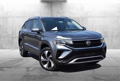 2024 Volkswagen Taos SE 4MOTION