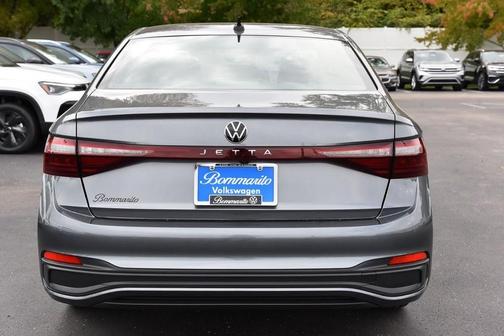 Platinum 2027 Volkswagen Jetta 1.5T Sport