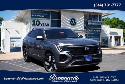 Platinum Gray Metallic 2025 Volkswagen Atlas Cross Sport 2.0T SE w/Technology