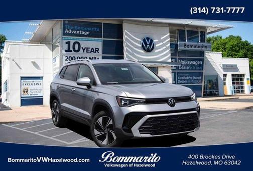 Pyrite Silver Metallic 2025 Volkswagen Taos 1.5T SE
