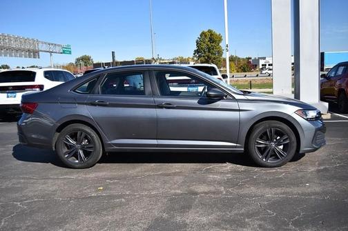 2024 Volkswagen Jetta 1.5T SE