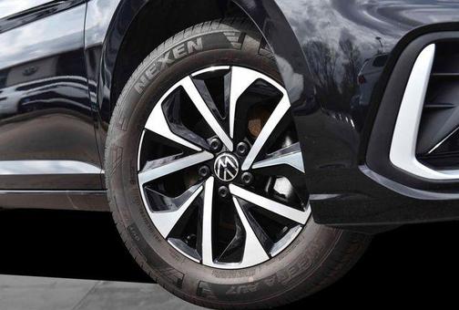 Deep Black Pearl Effect 2025 Volkswagen Jetta 1.5T S