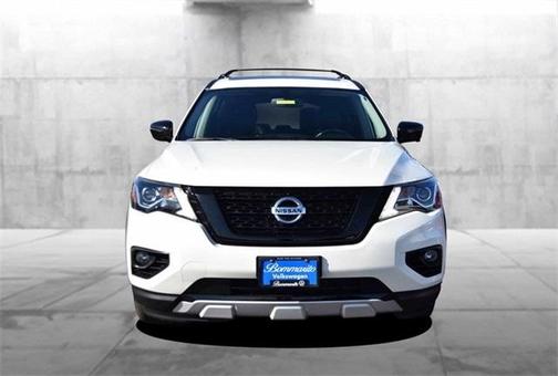 2020 Nissan Pathfinder SL