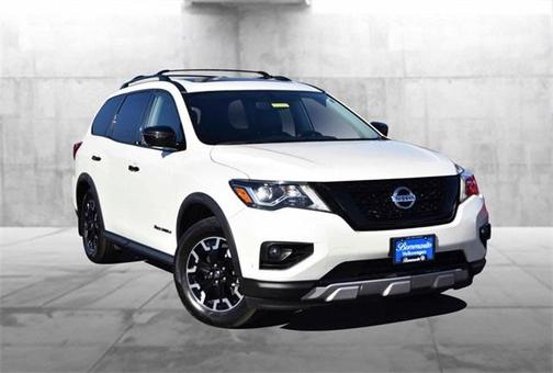 2020 Nissan Pathfinder SL