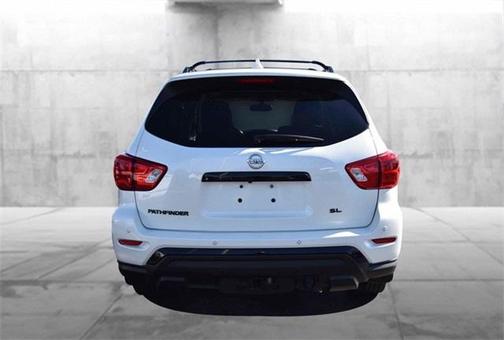 2020 Nissan Pathfinder SL