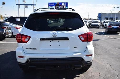 2020 Nissan Pathfinder SL