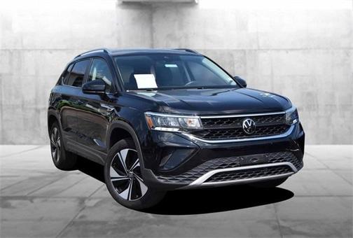 2024 Volkswagen Taos SE 4MOTION