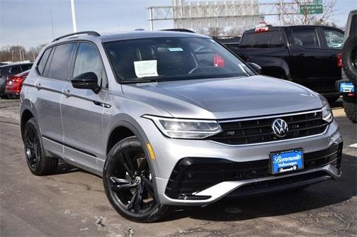 2024 Volkswagen Tiguan 2.0T SE R-Line Black