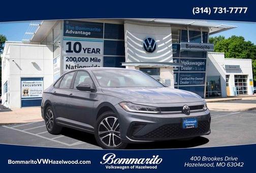 Platinum Gray Metallic 2025 Volkswagen Jetta 1.5T Sport