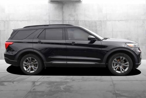 Agate Black Metallic 2021 Ford Explorer XLT
