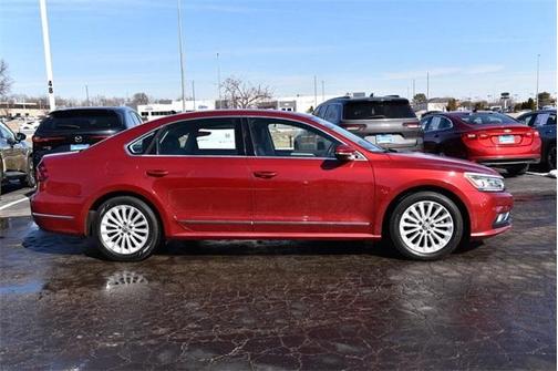 2017 Volkswagen Passat 1.8T SE