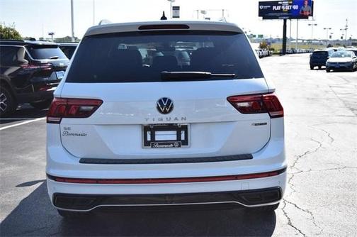 2024 Volkswagen Tiguan 2.0T SE R-Line Black 4MOTION