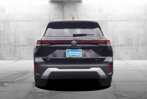 Black 2026 Volkswagen Tiguan 2.0T SE