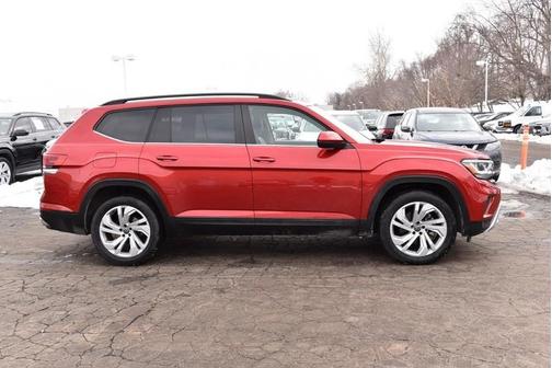 2022 Volkswagen Atlas 3.6L SE w/Technology