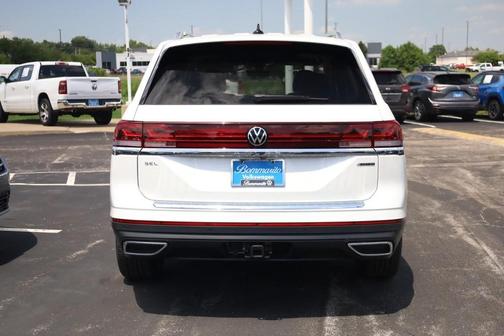 Opal White Pearl 2026 Volkswagen Atlas 2.0T SEL