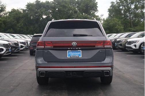 Pure Gray 2026 Volkswagen Atlas 2.0T Peak Edition