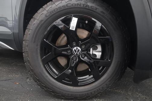 Pure Gray 2026 Volkswagen Atlas 2.0T Peak Edition