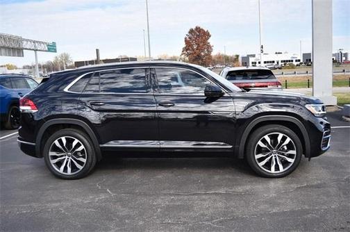 2023 Volkswagen Atlas Cross Sport 3.6L V6 SEL Premium R-Line