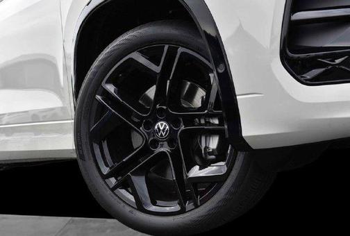Sandstone 2026 Volkswagen Tiguan 2.0T SE R-Line Black