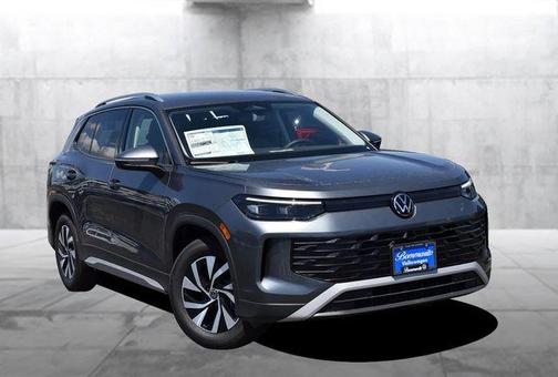 Platinum 2026 Volkswagen Tiguan 2.0T S