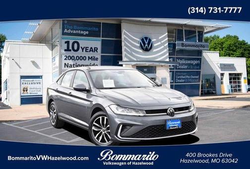 Platinum Gray Metallic 2025 Volkswagen Jetta 1.5T SE