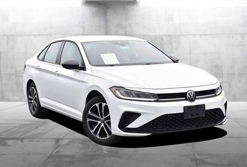 Pure White 2025 Volkswagen Jetta 1.5T Sport