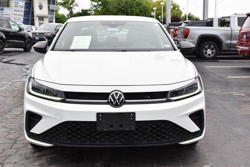 Pure White 2025 Volkswagen Jetta 1.5T Sport