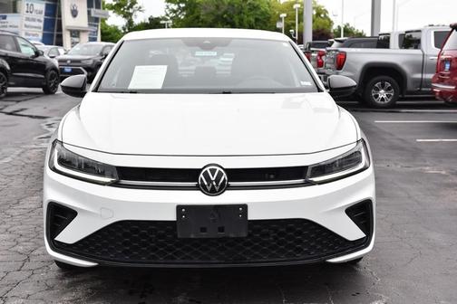 Pure White 2025 Volkswagen Jetta 1.5T Sport