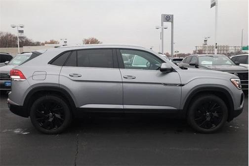 2026 Volkswagen Atlas Cross Sport 2.0T SE