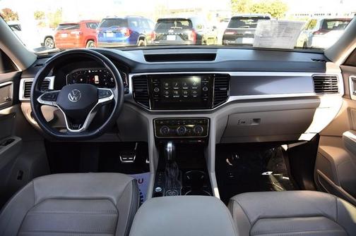 2022 Volkswagen Atlas 3.6L SEL Premium R-Line