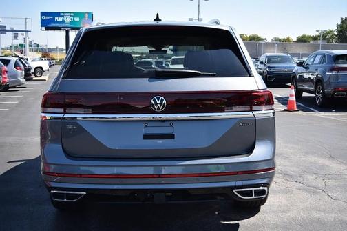 2024 Volkswagen Atlas 2.0T SEL Premium R-Line