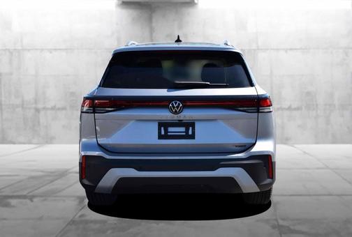 Pyrite Silver Metallic 2025 Volkswagen Tiguan 2.0T SE