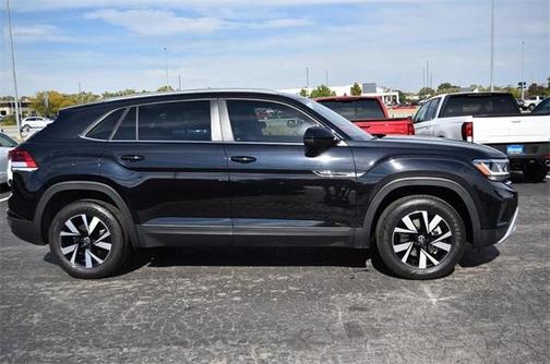 2023 Volkswagen Atlas Cross Sport 2.0T SE